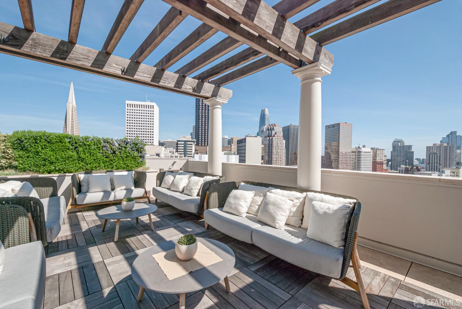 875 California Street # 305