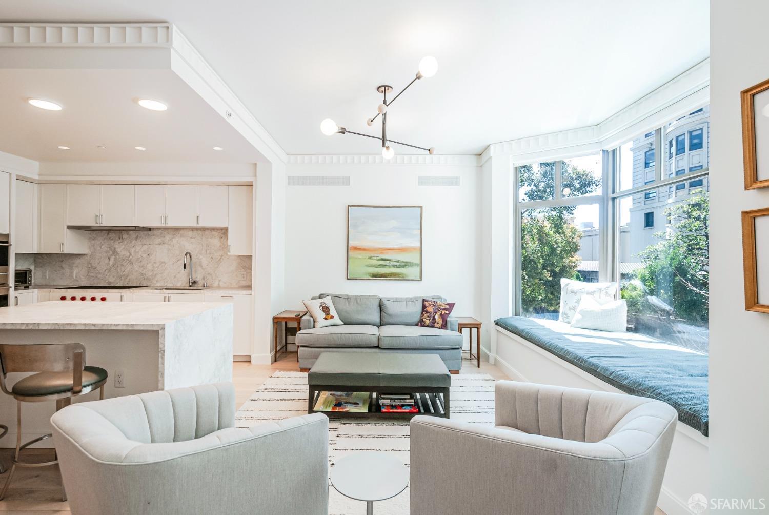 875 California Street # 305