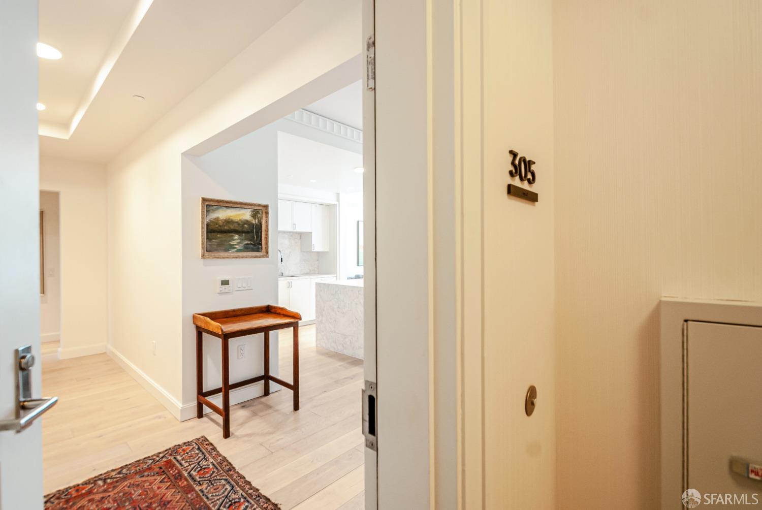 875 California Street # 305