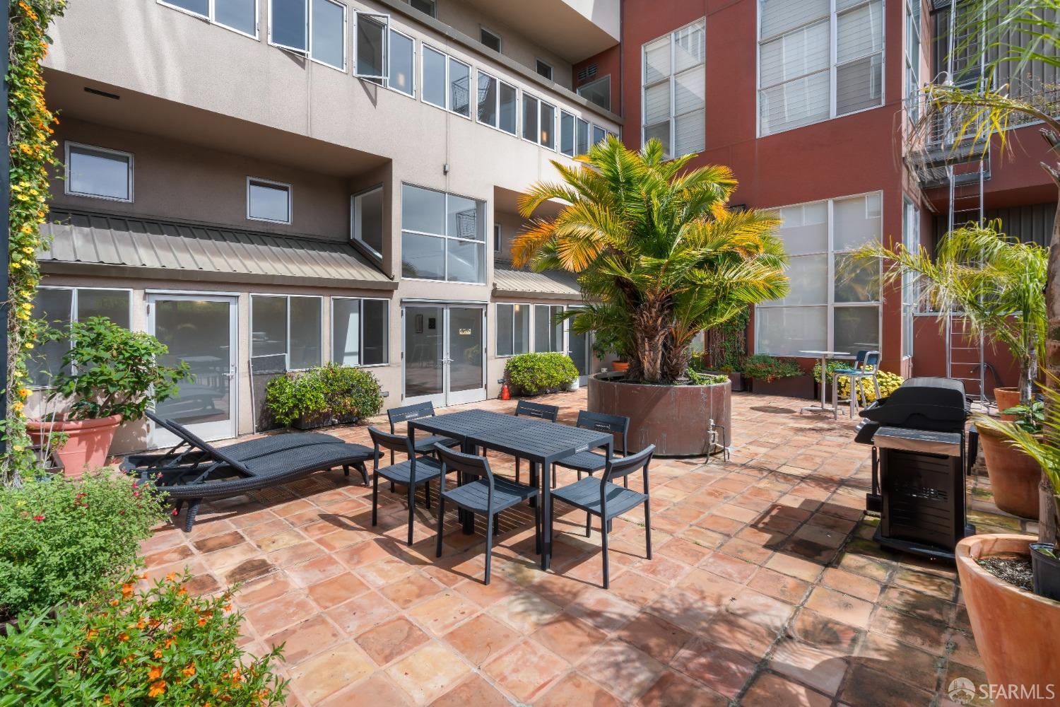 1800 Bryant Street # 315