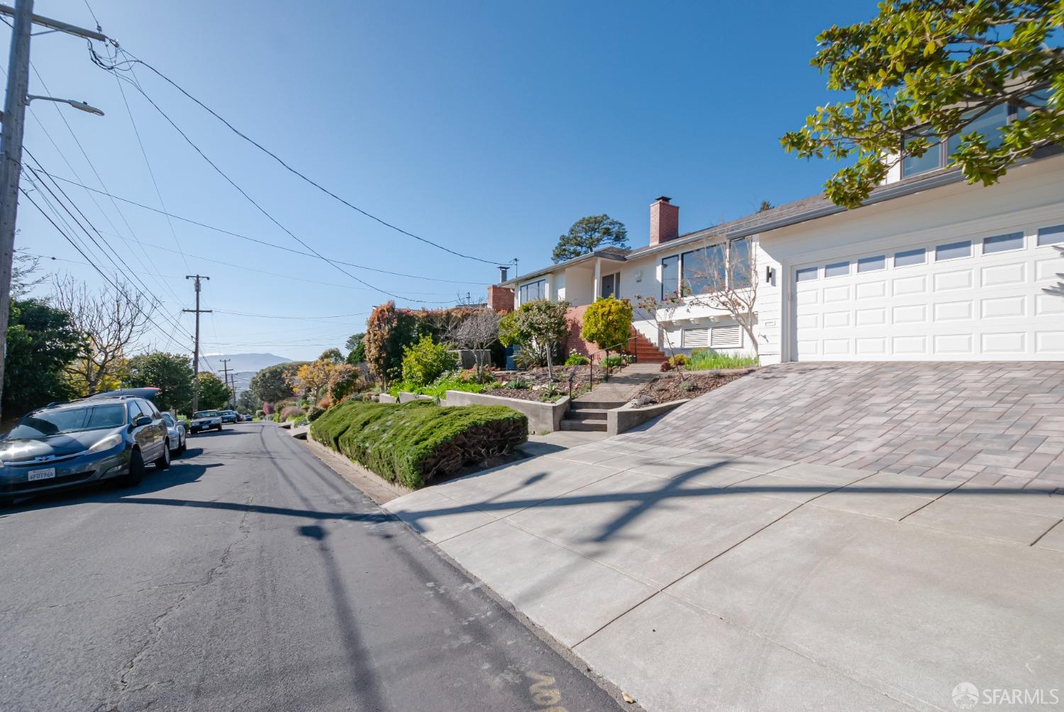 265 Willamette Avenue