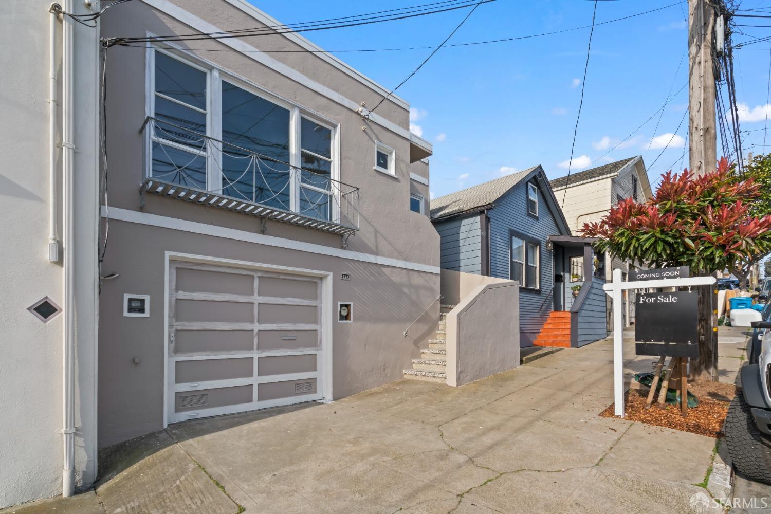 263 Raymond Avenue