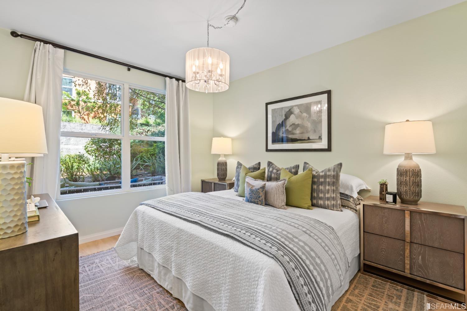 401 Crescent Court # 4101