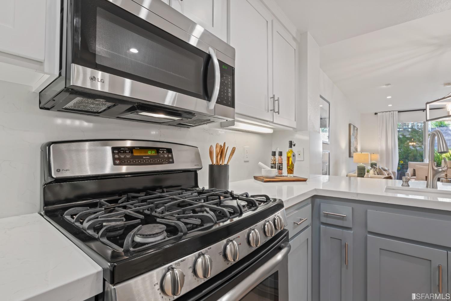 401 Crescent Court # 4101
