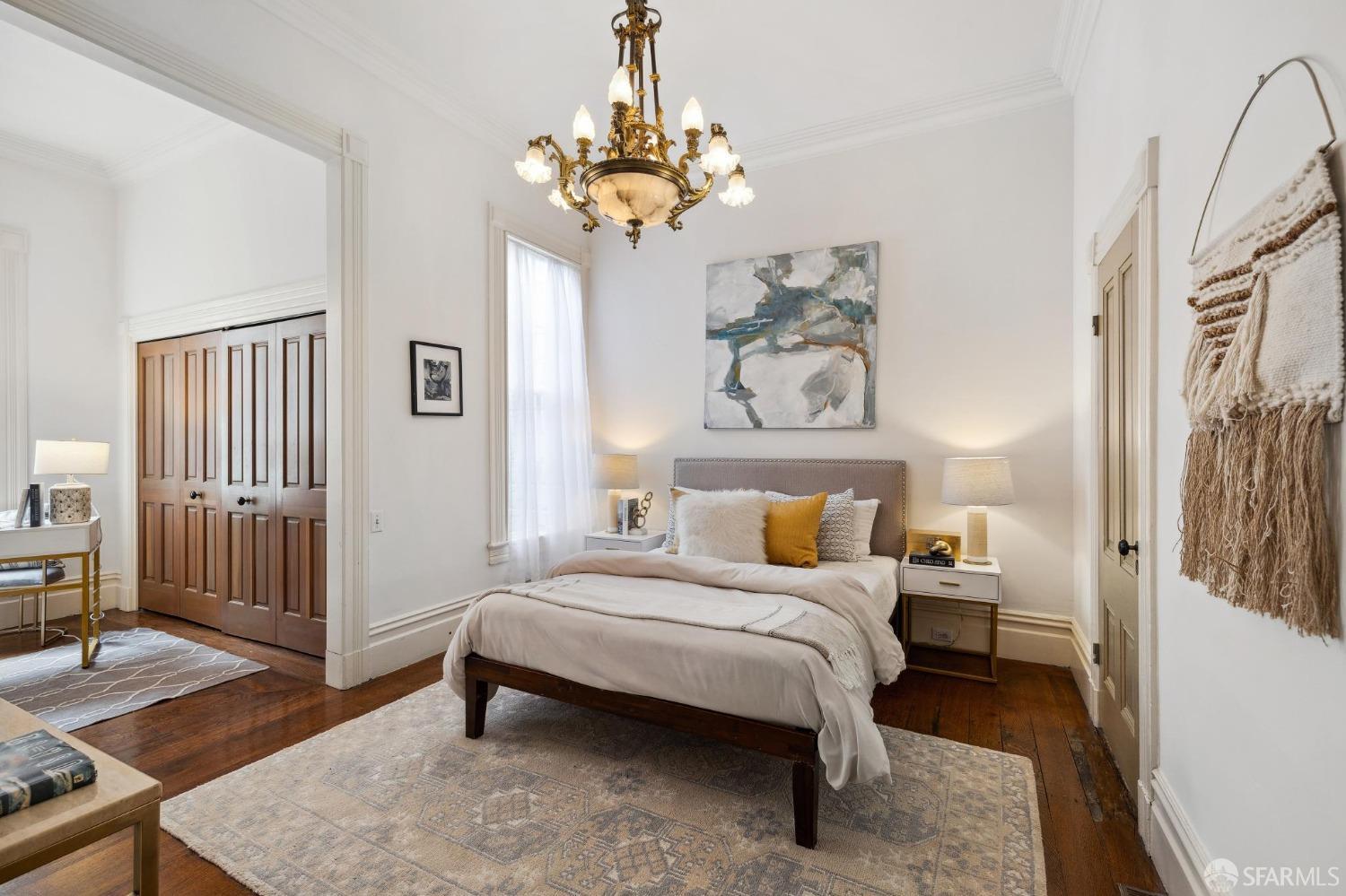 1905 Baker Street