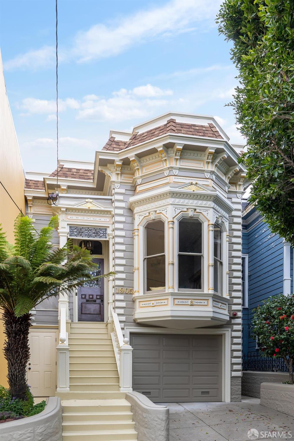 1905 Baker Street