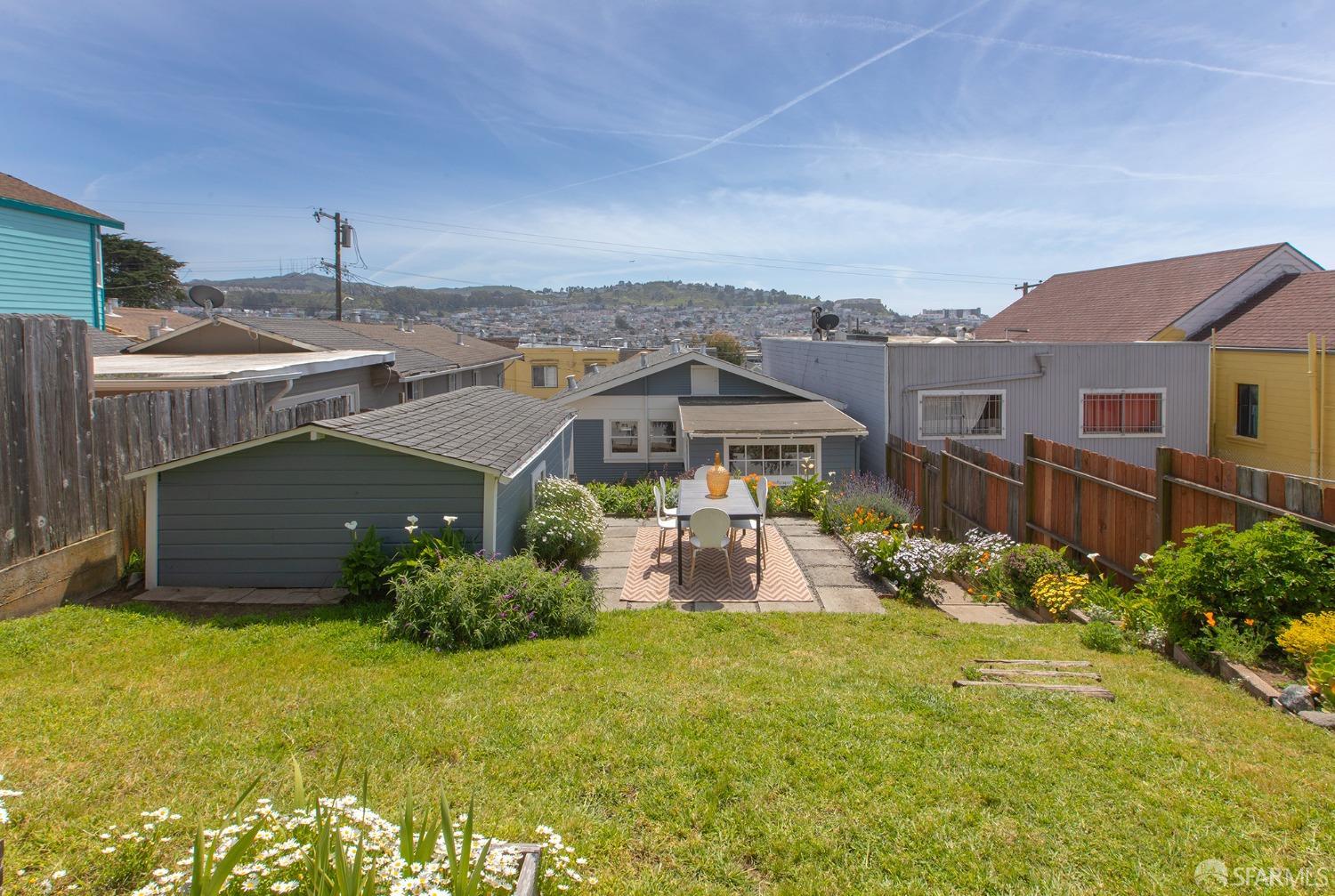 66 Lobos Street