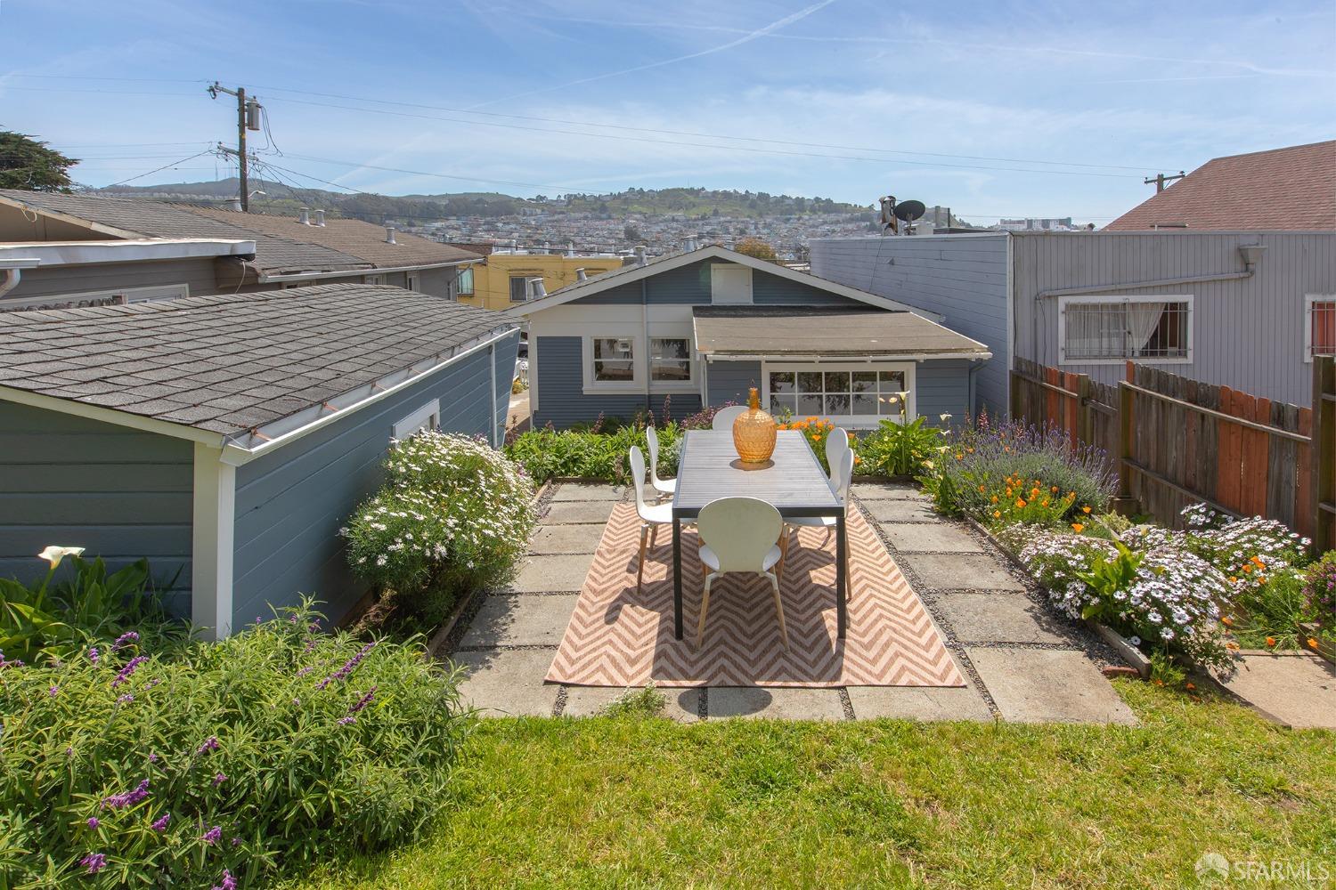 66 Lobos Street