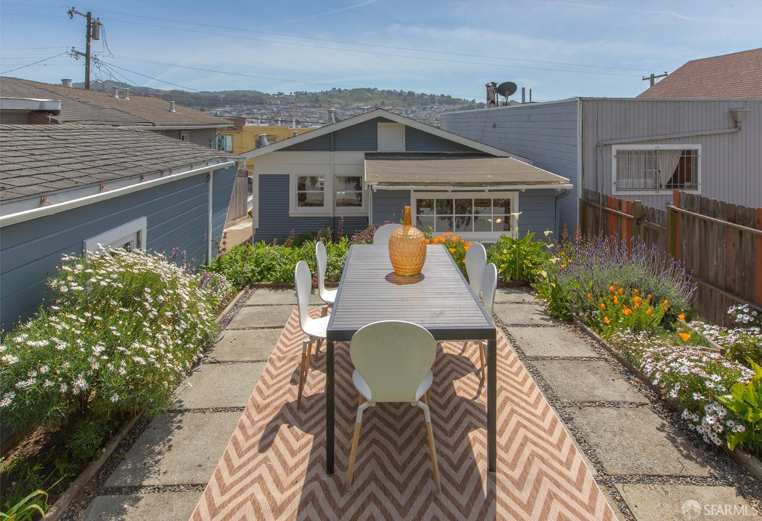 66 Lobos Street