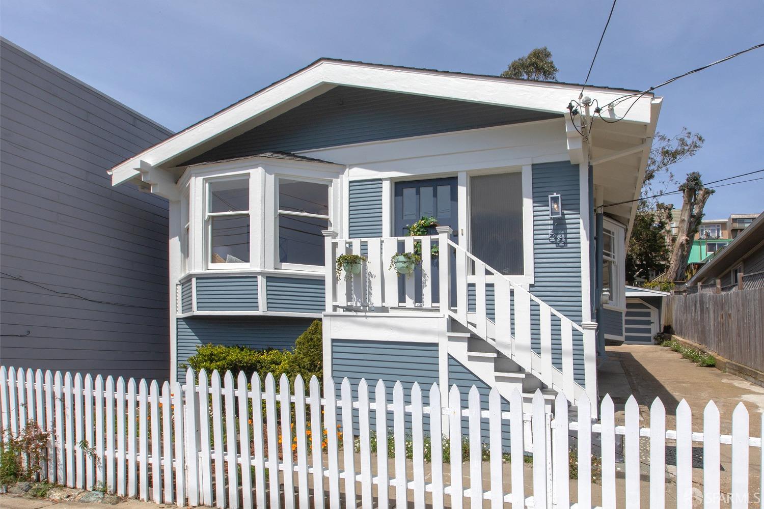 66 Lobos Street