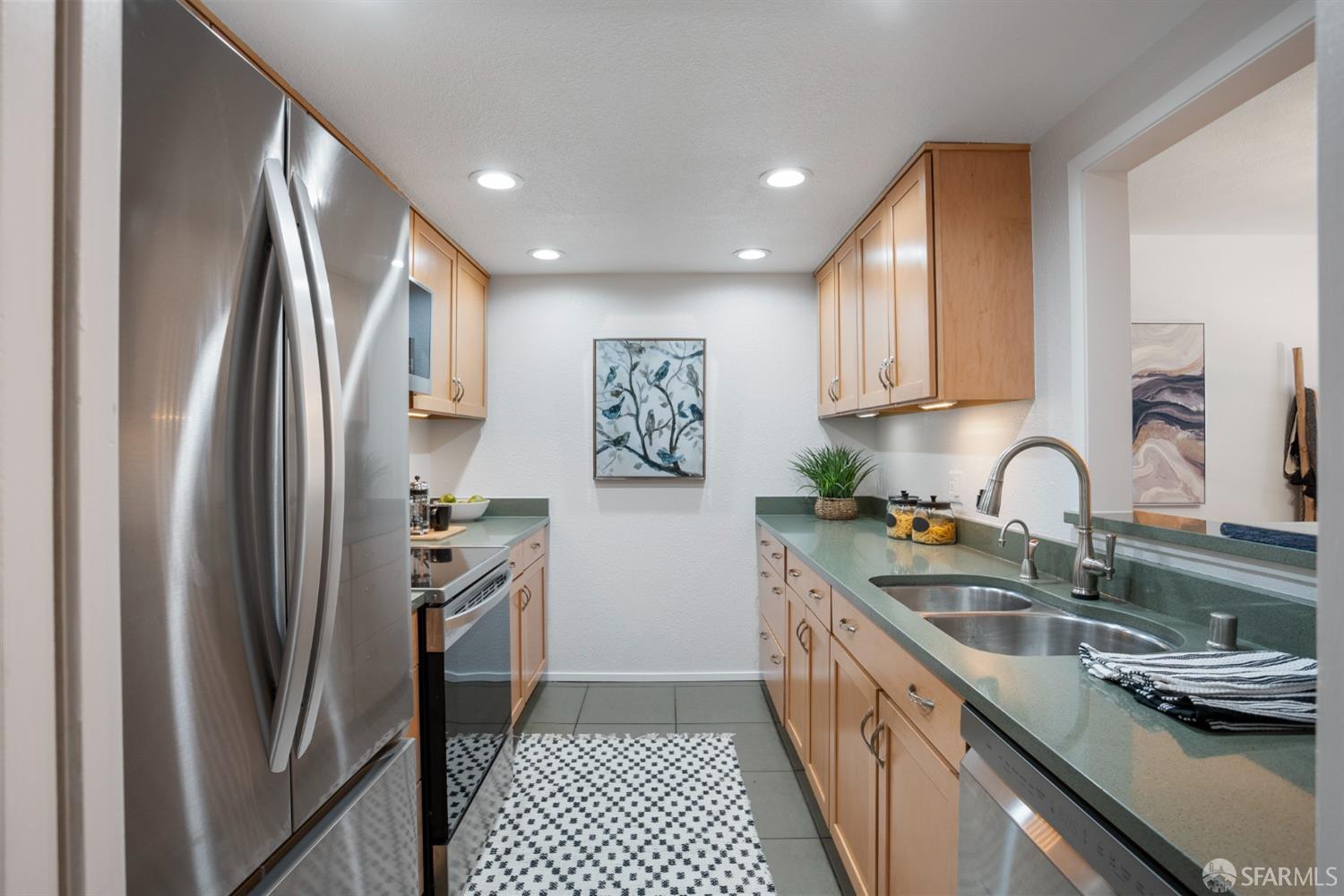 360 Guerrero Street # 303