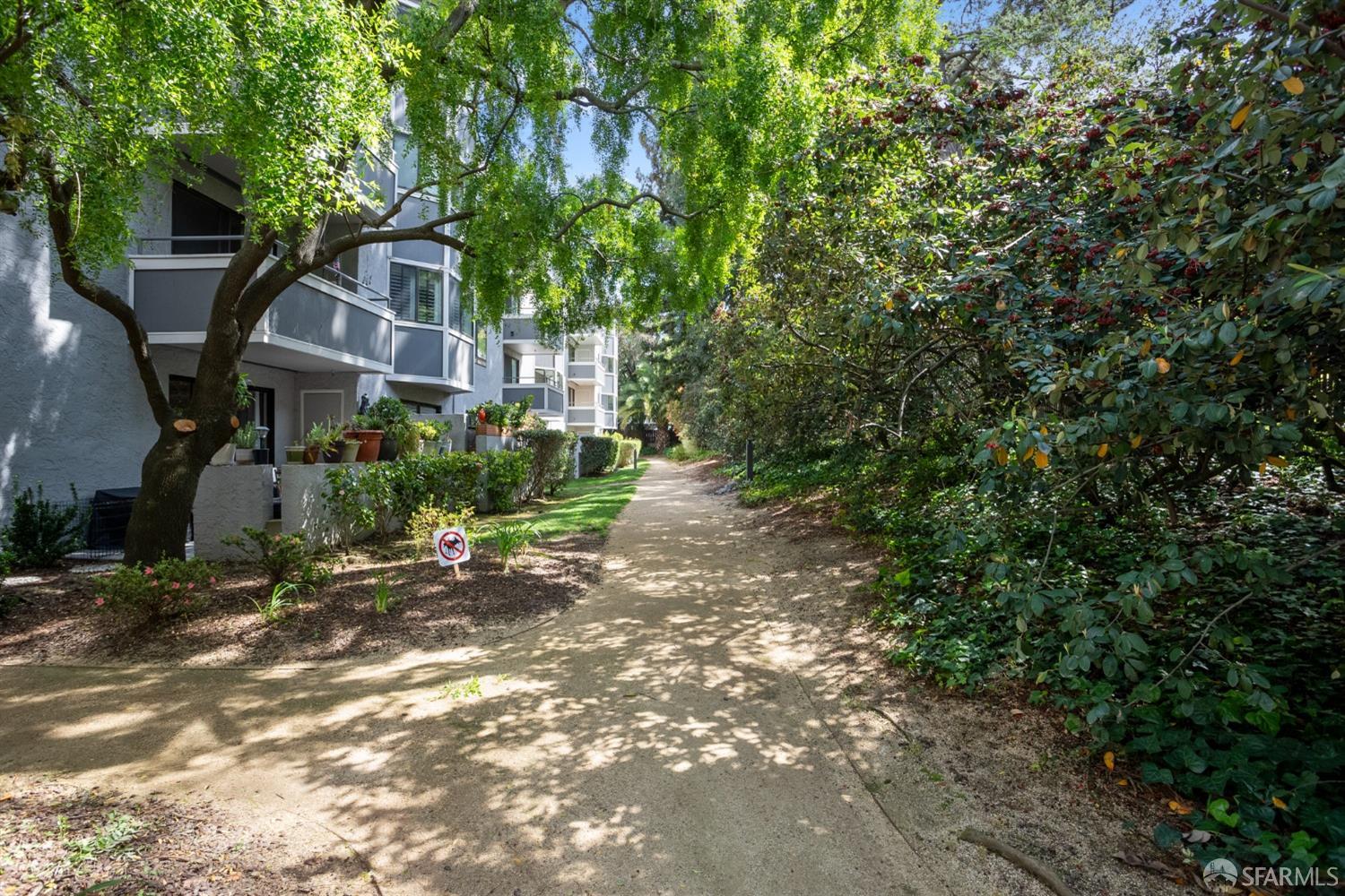 360 Guerrero Street # 303