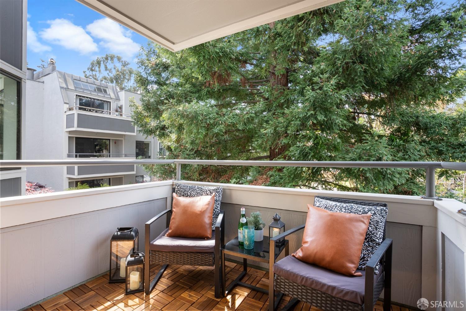 360 Guerrero Street # 303