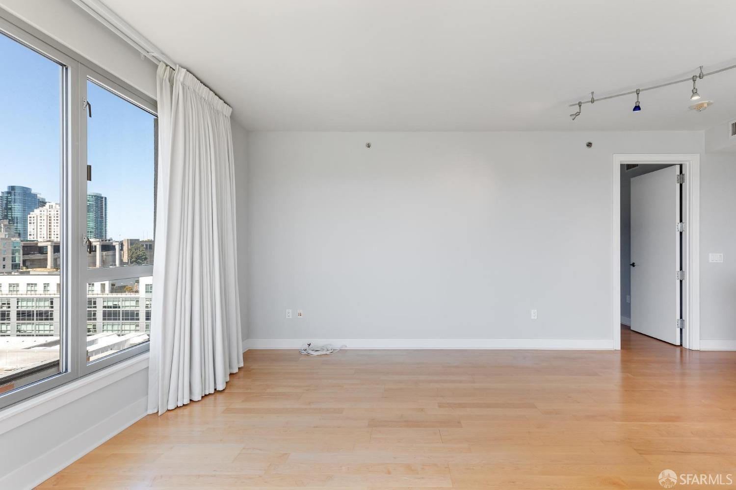 239 Brannan Street # 10D