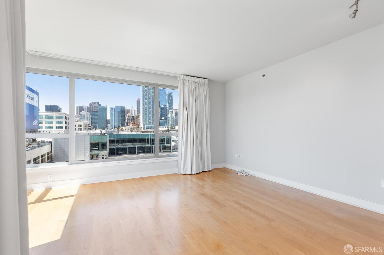 239 Brannan Street # 10D