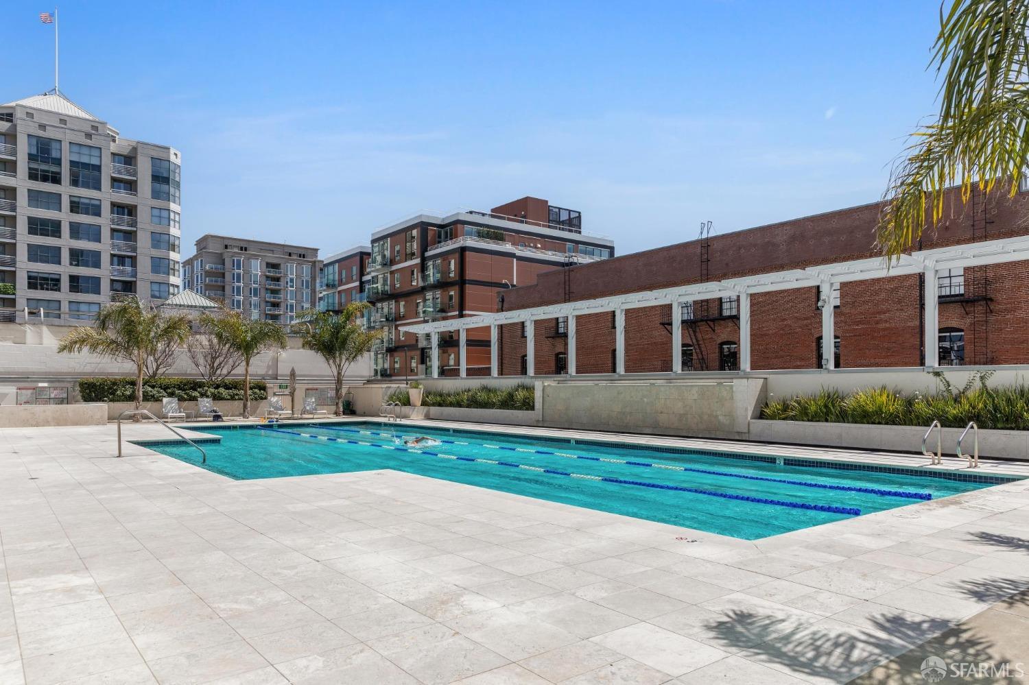 239 Brannan Street # 10D