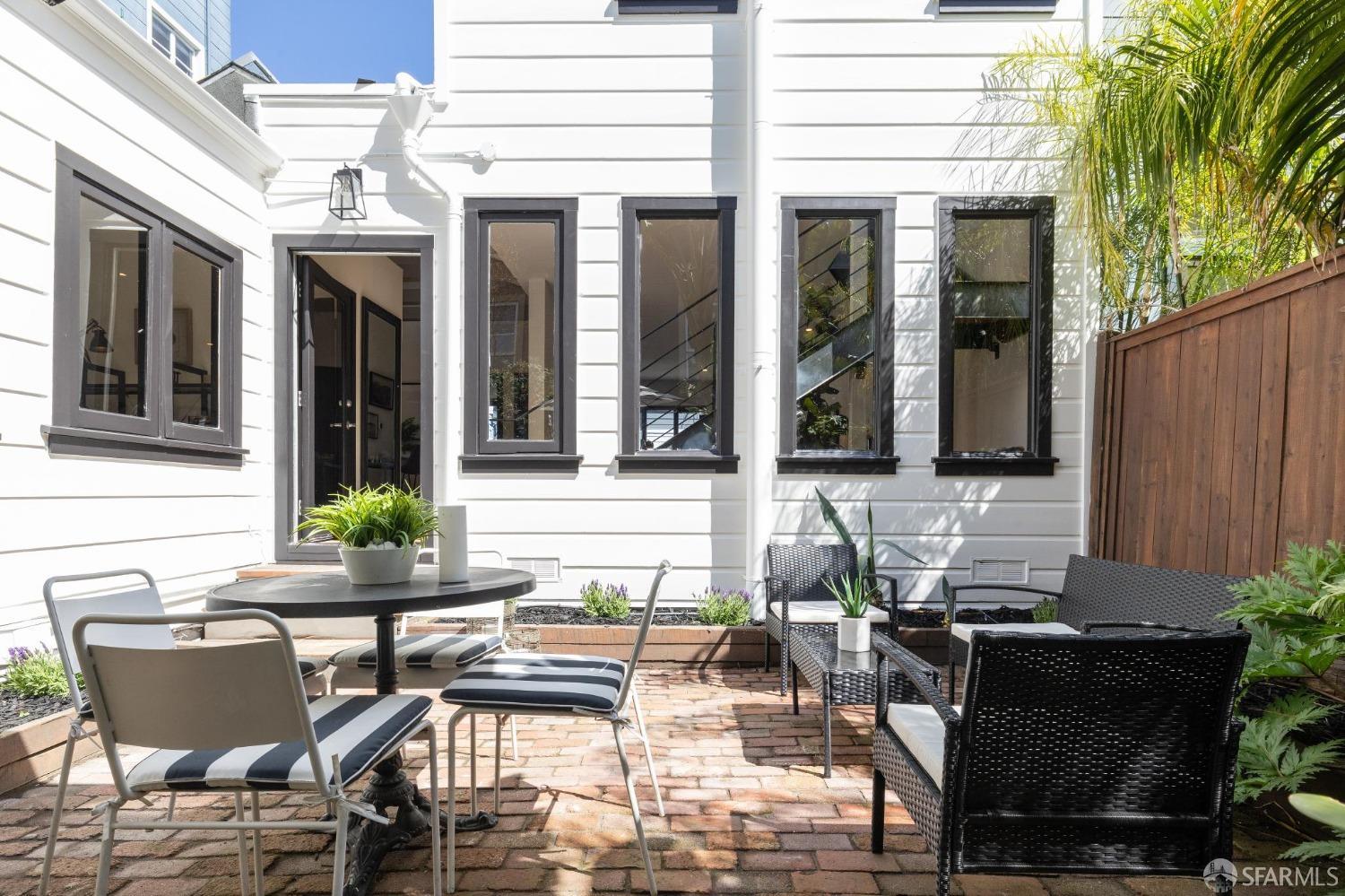 477 Hickory Street