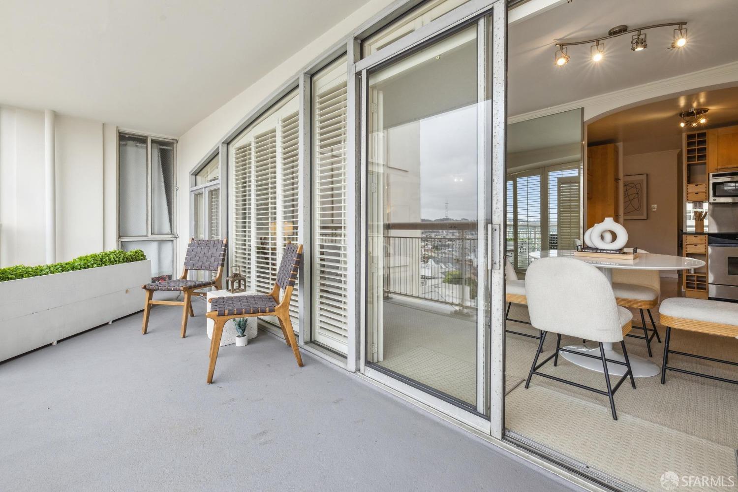 2200 Pacific Avenue # 10E