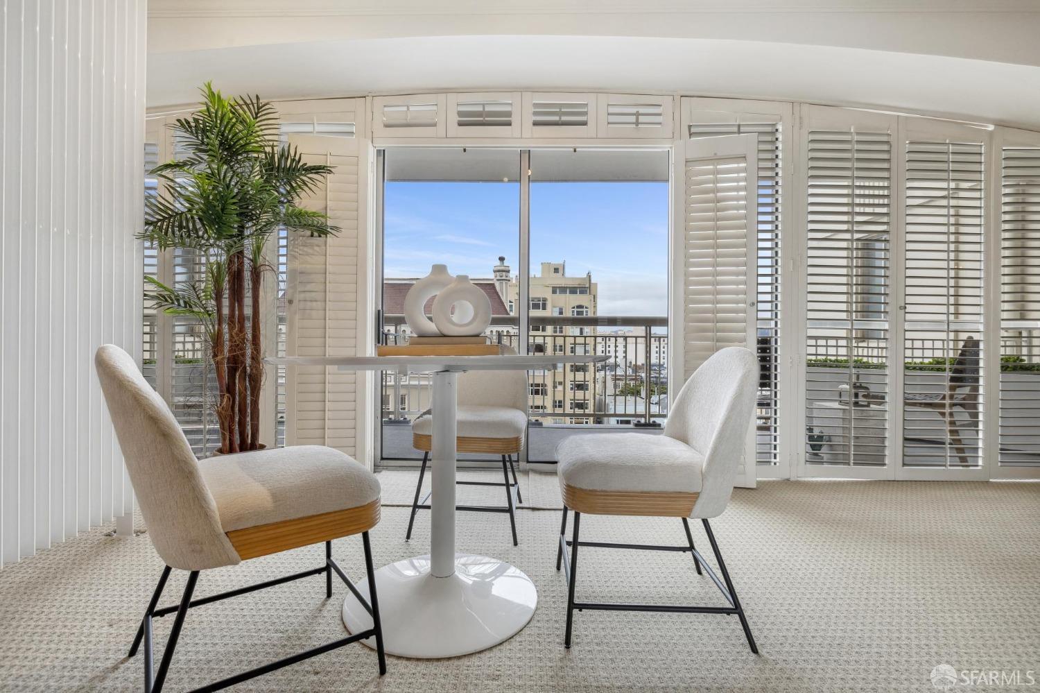 2200 Pacific Avenue # 10E