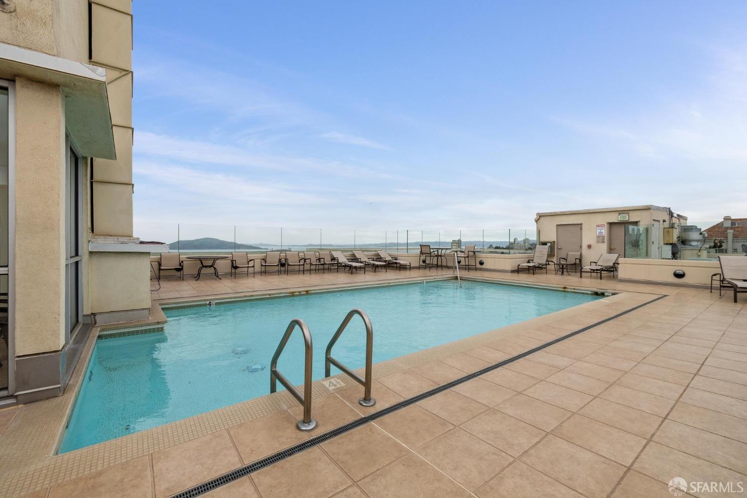 2200 Pacific Avenue # 10E