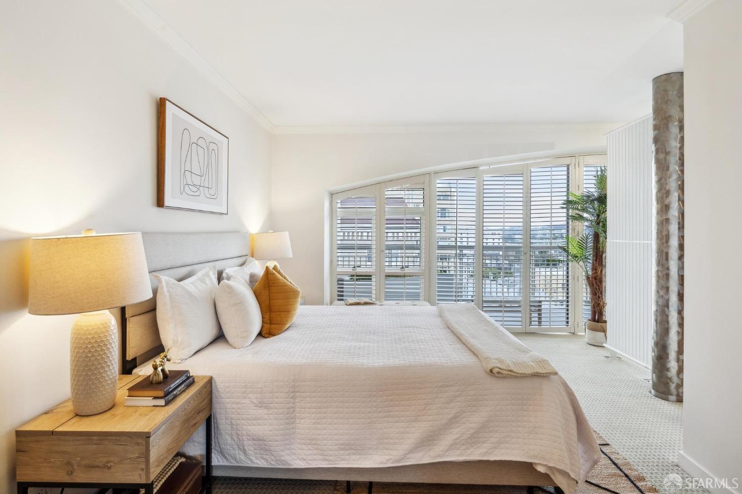 2200 Pacific Avenue # 10E