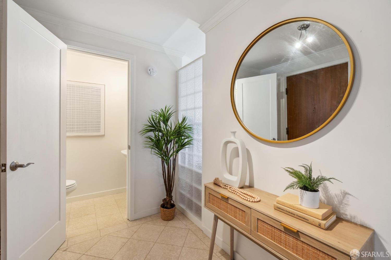 2200 Pacific Avenue # 10E