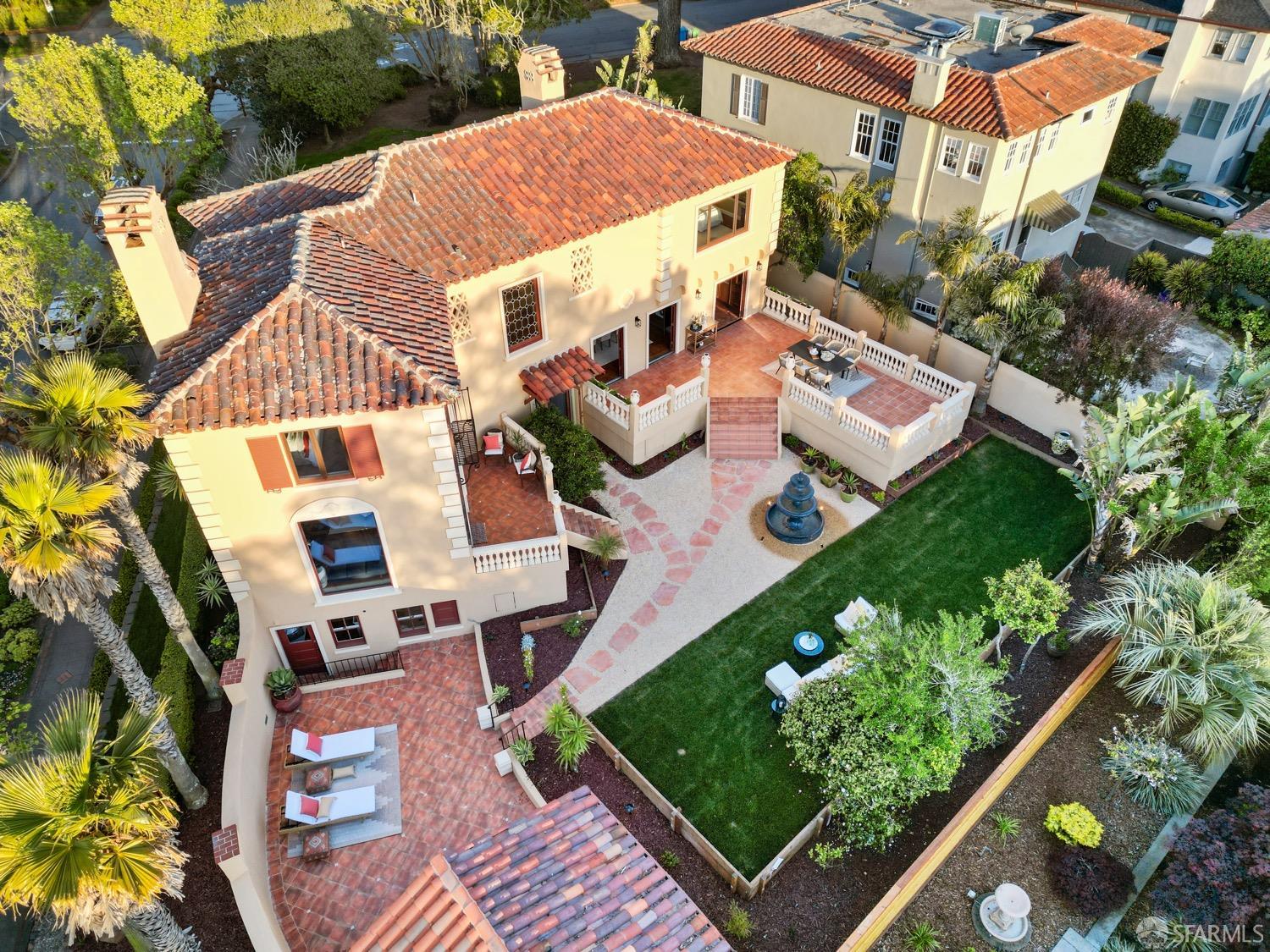 200 Santa Clara Avenue