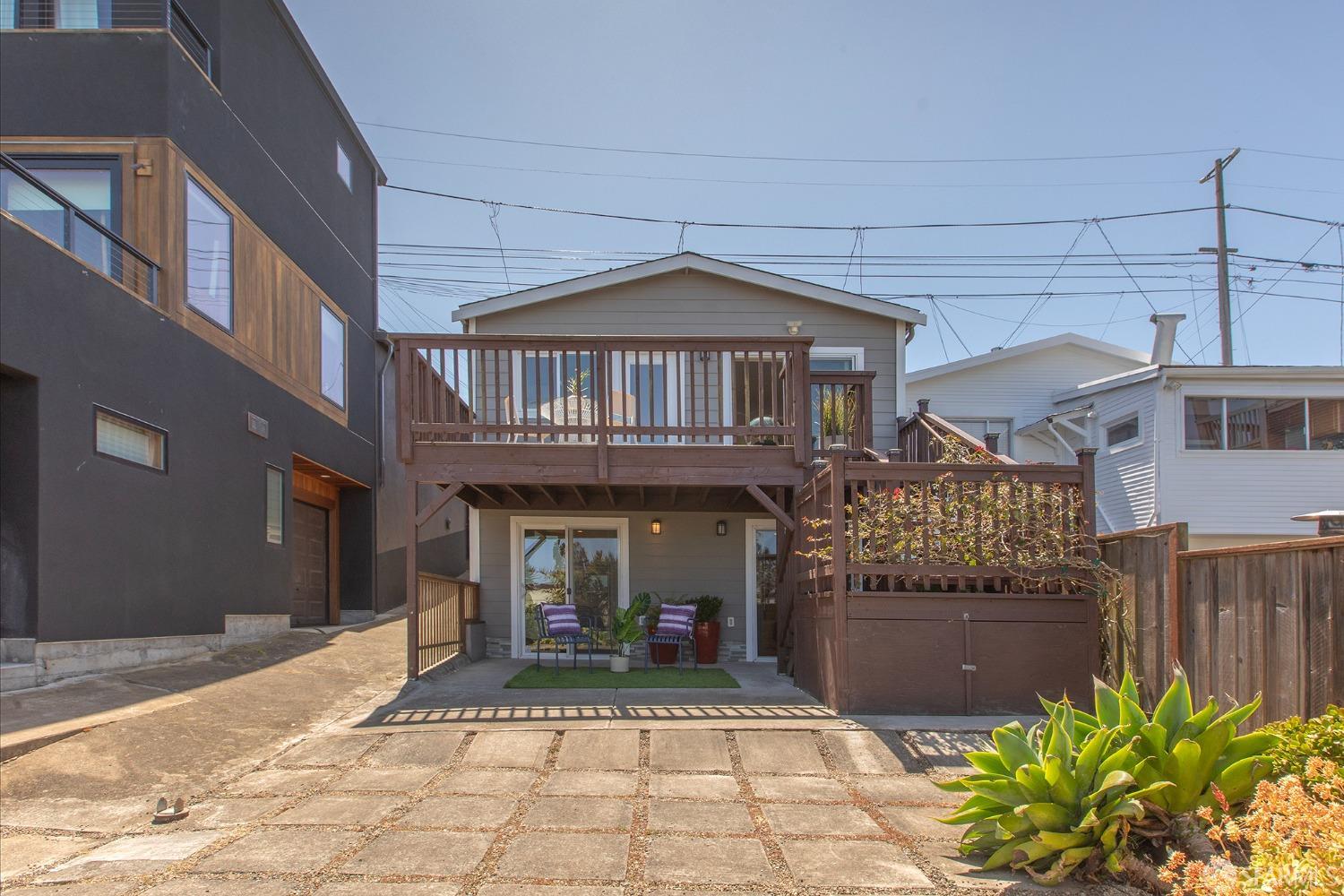 130 Shakespeare Street