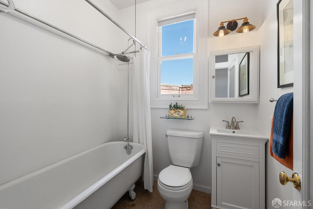 3230 16th Street Unit: E