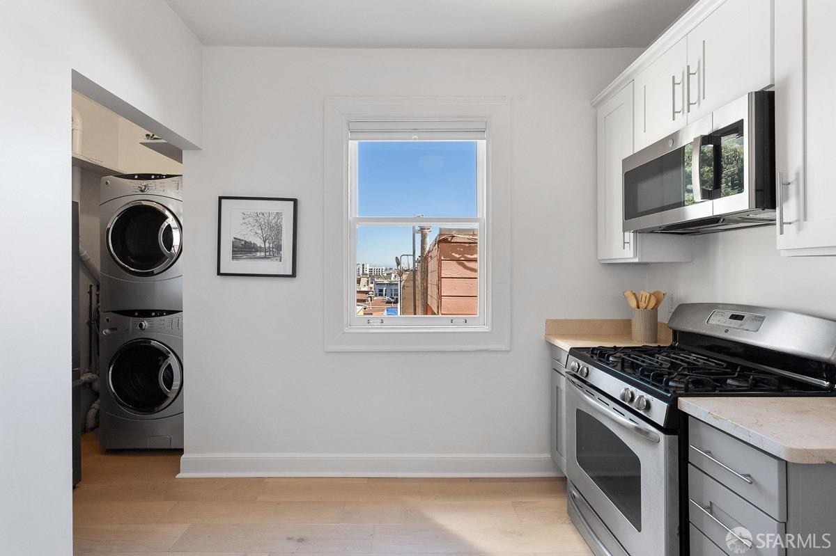 3230 16th Street Unit: E