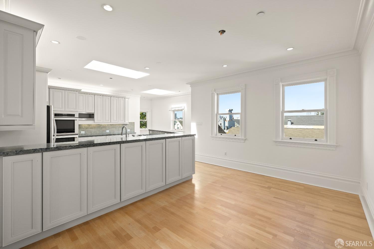 1640 Hayes Street # 4