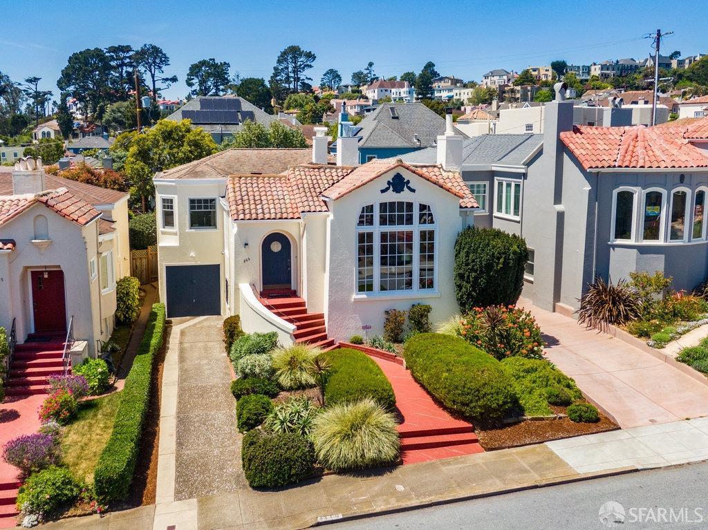 265 Valdez Avenue