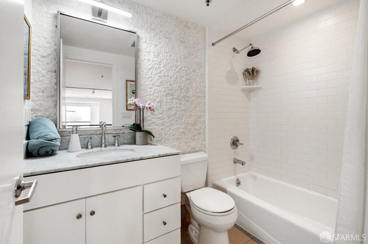 63 Lafayette Street # 4