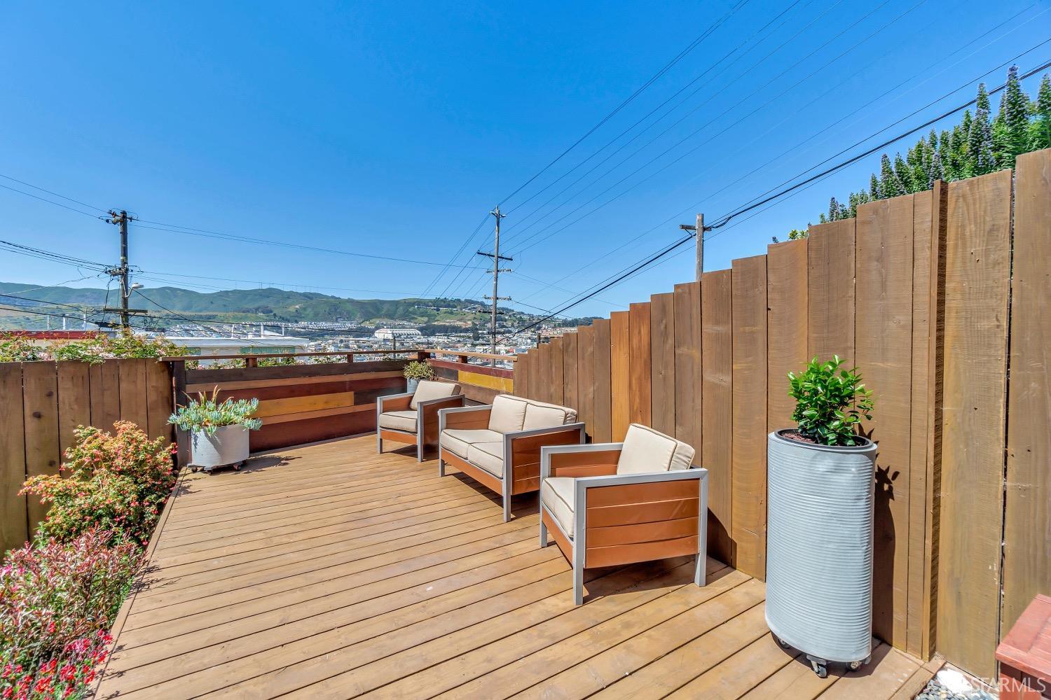 398 Campbell Avenue