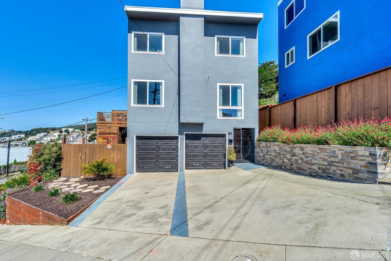 398 Campbell Avenue