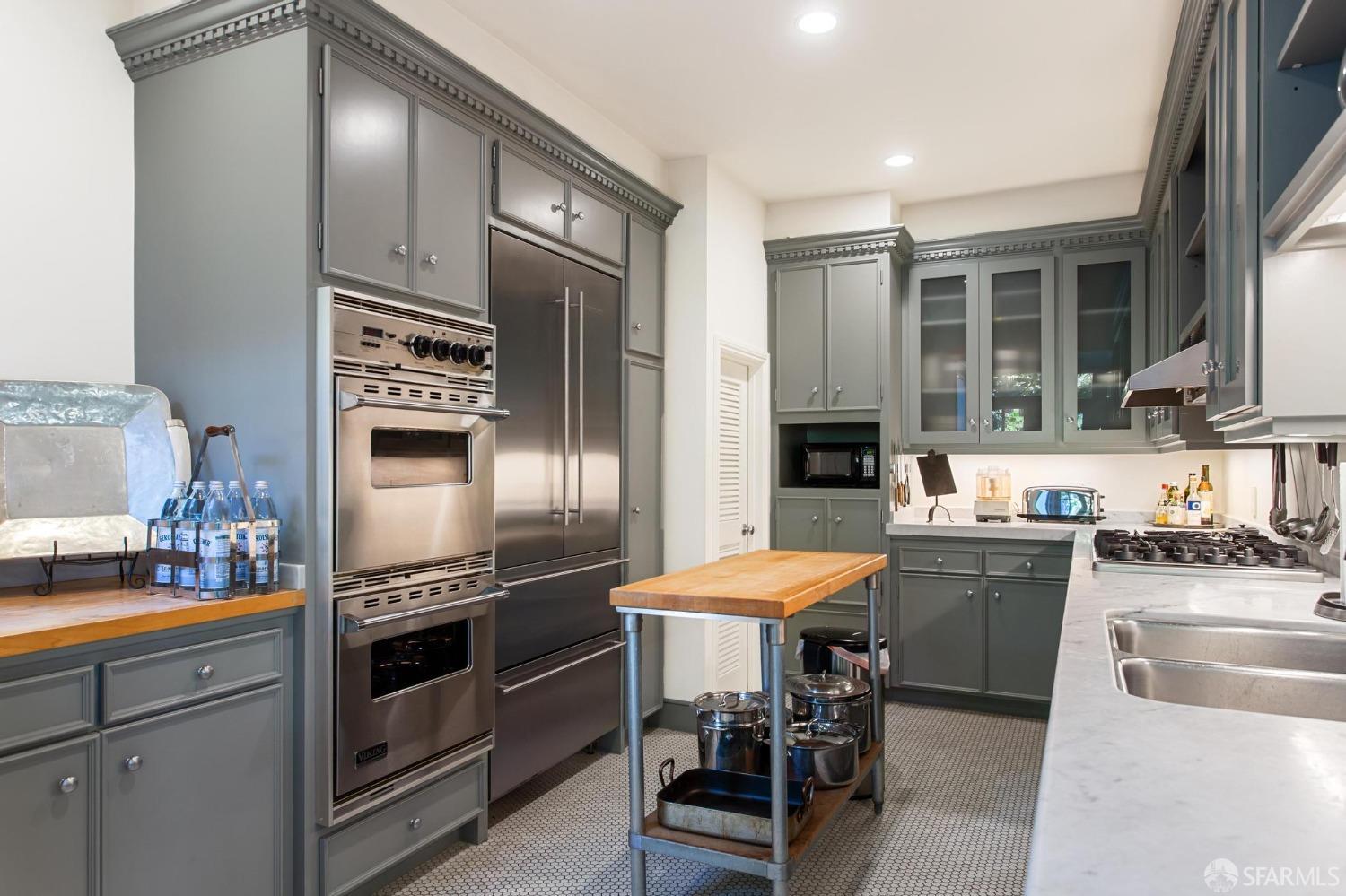 67 Divisadero Street