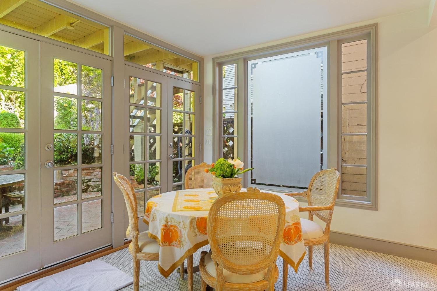 67 Divisadero Street