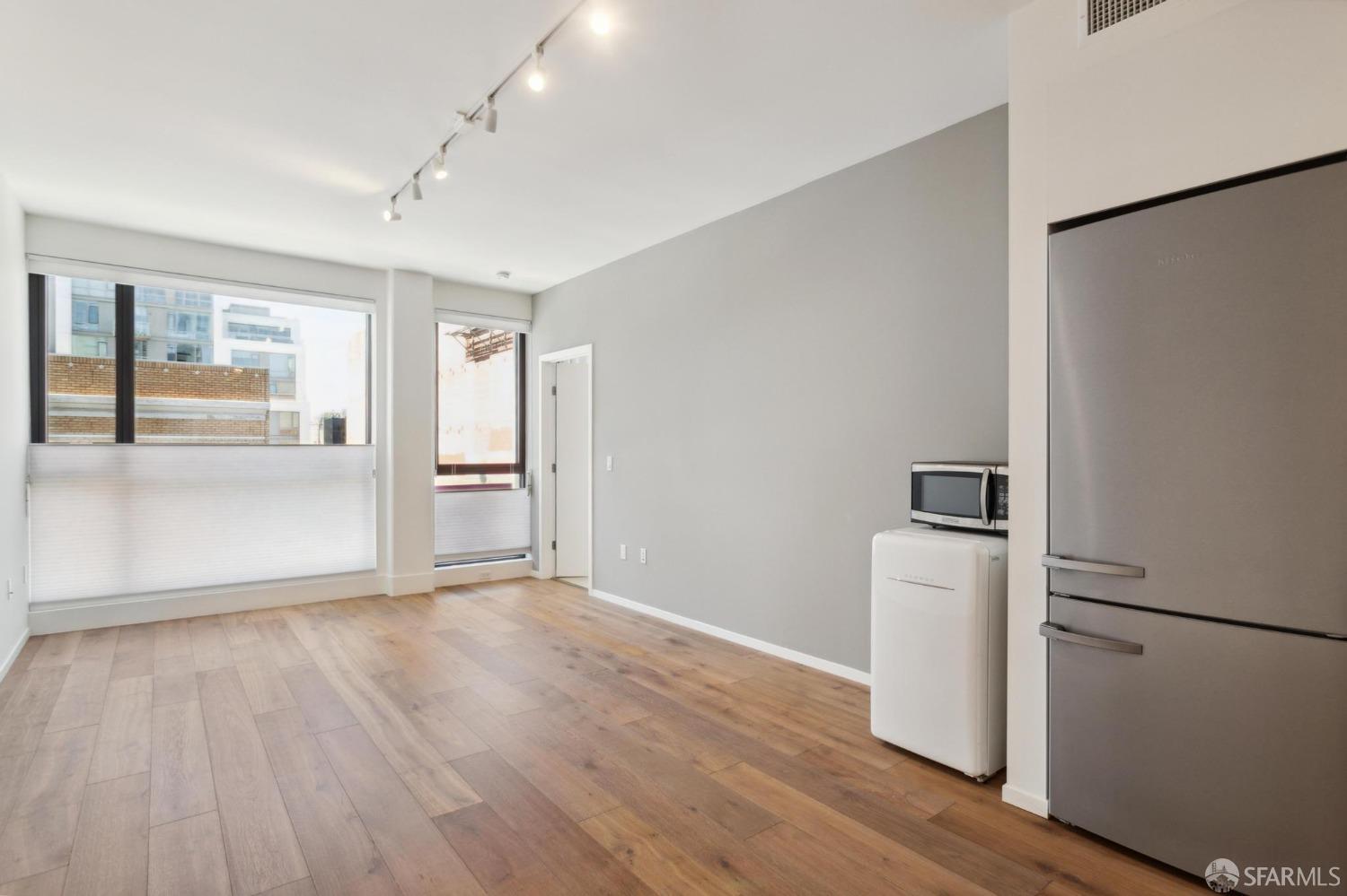 1433 Bush Street # 301