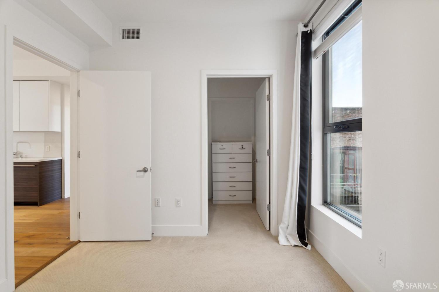 1433 Bush Street # 301