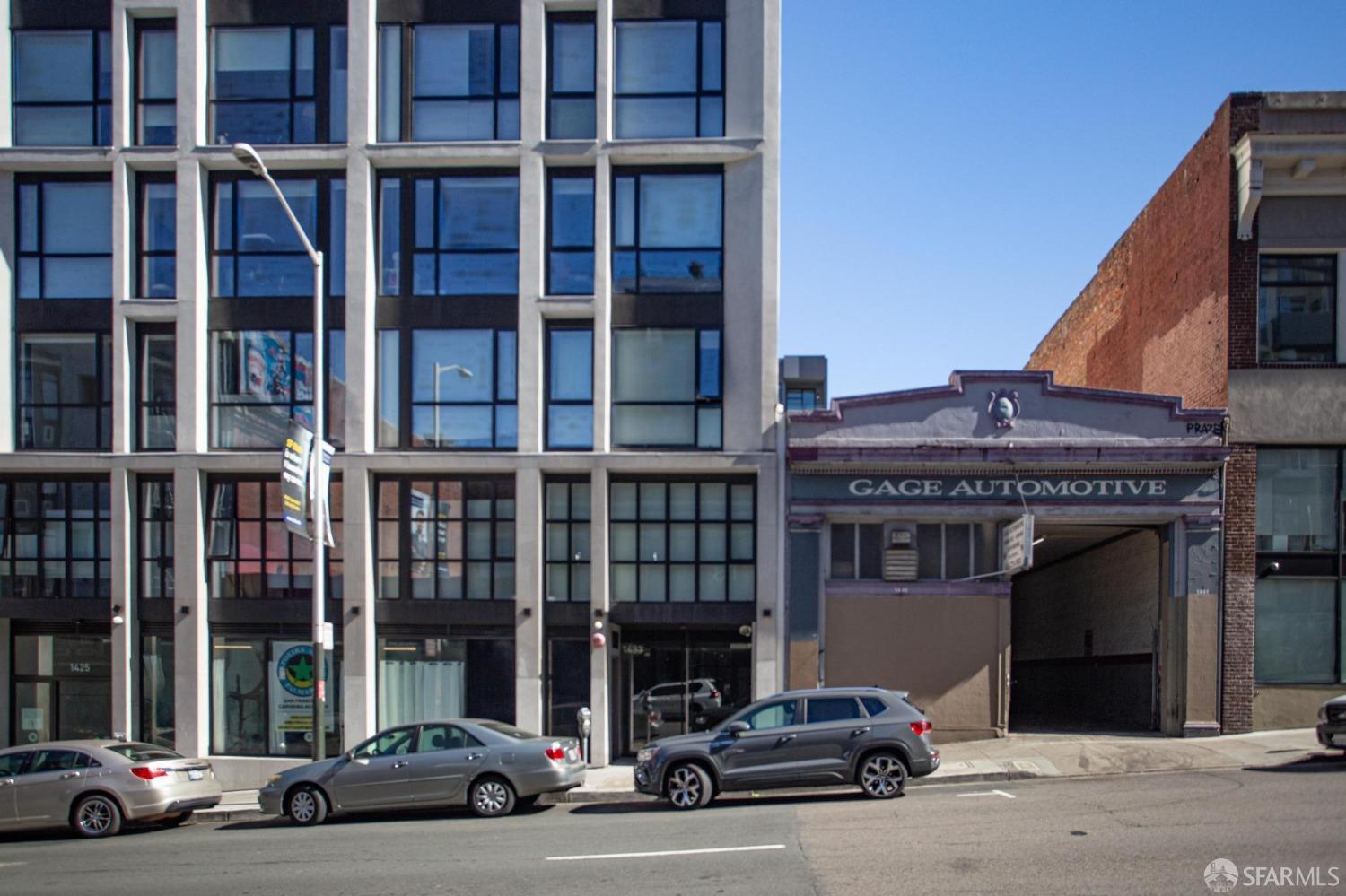 1433 Bush Street # 301