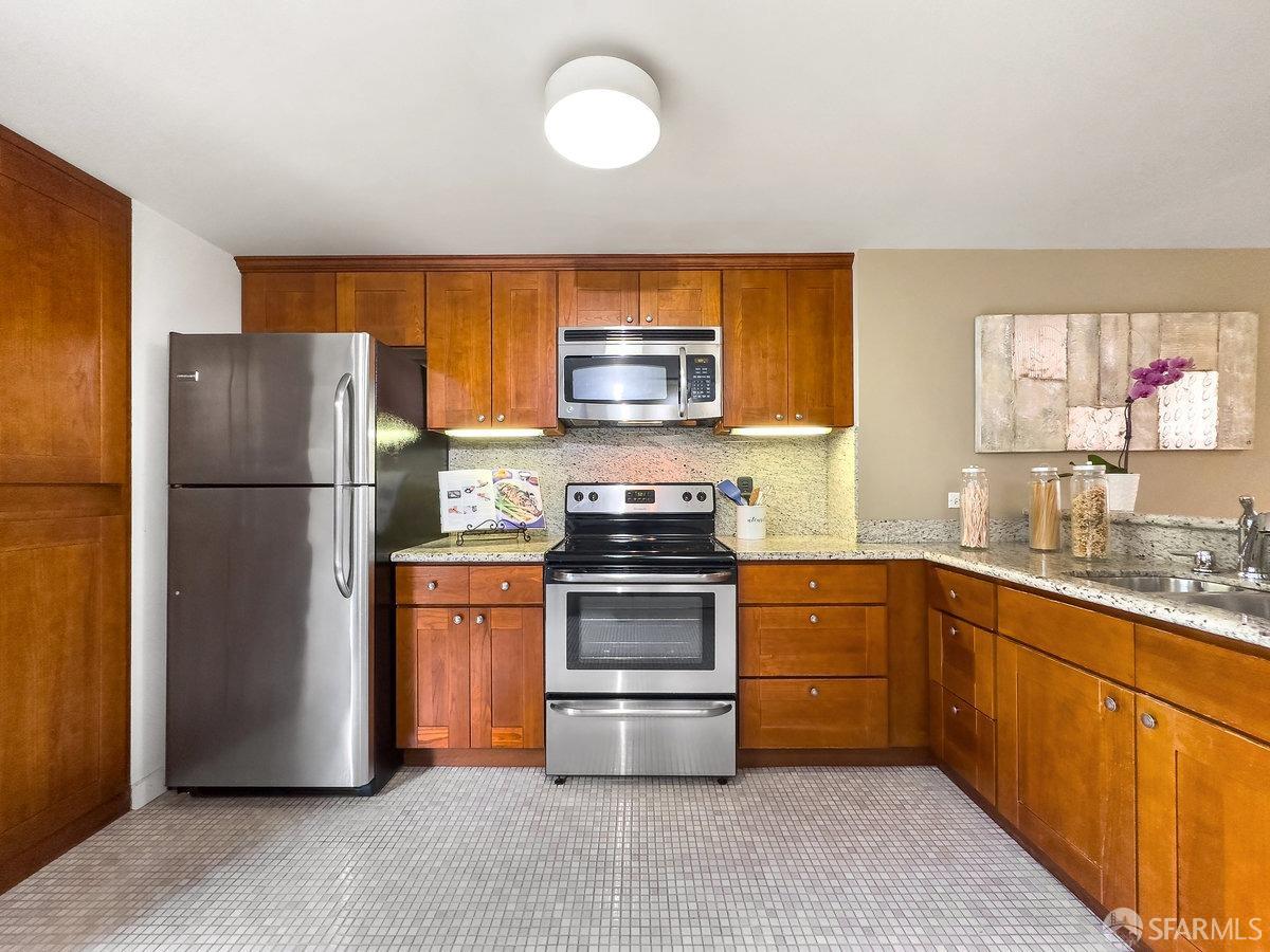 601 Van Ness Avenue # 4