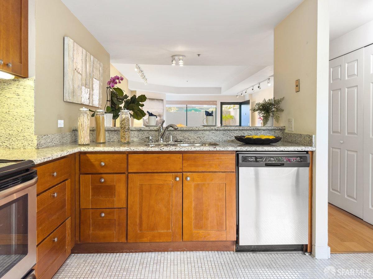 601 Van Ness Avenue # 4