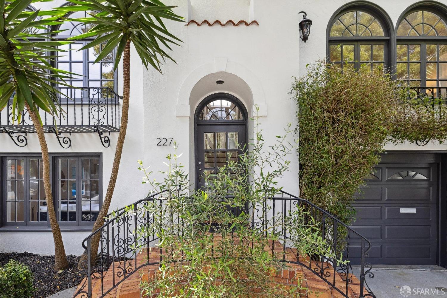 227 Vicente Street