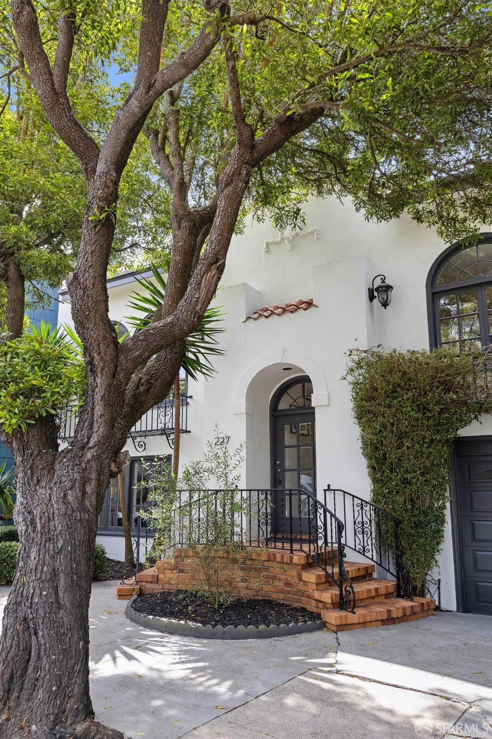 227 Vicente Street