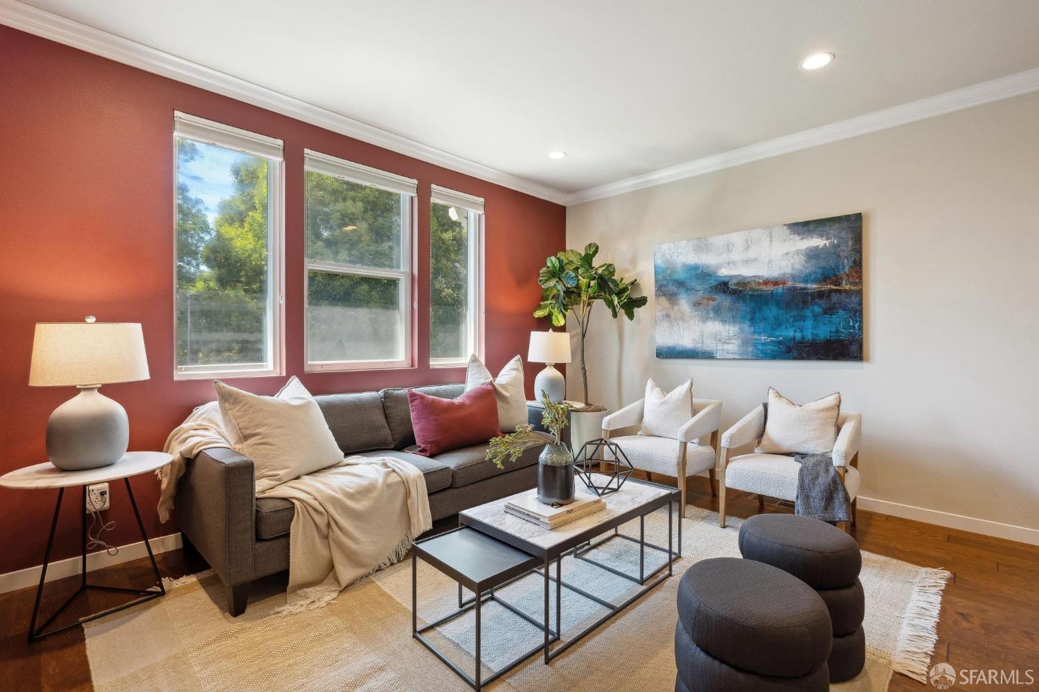 110 Emerald Cove Terrace