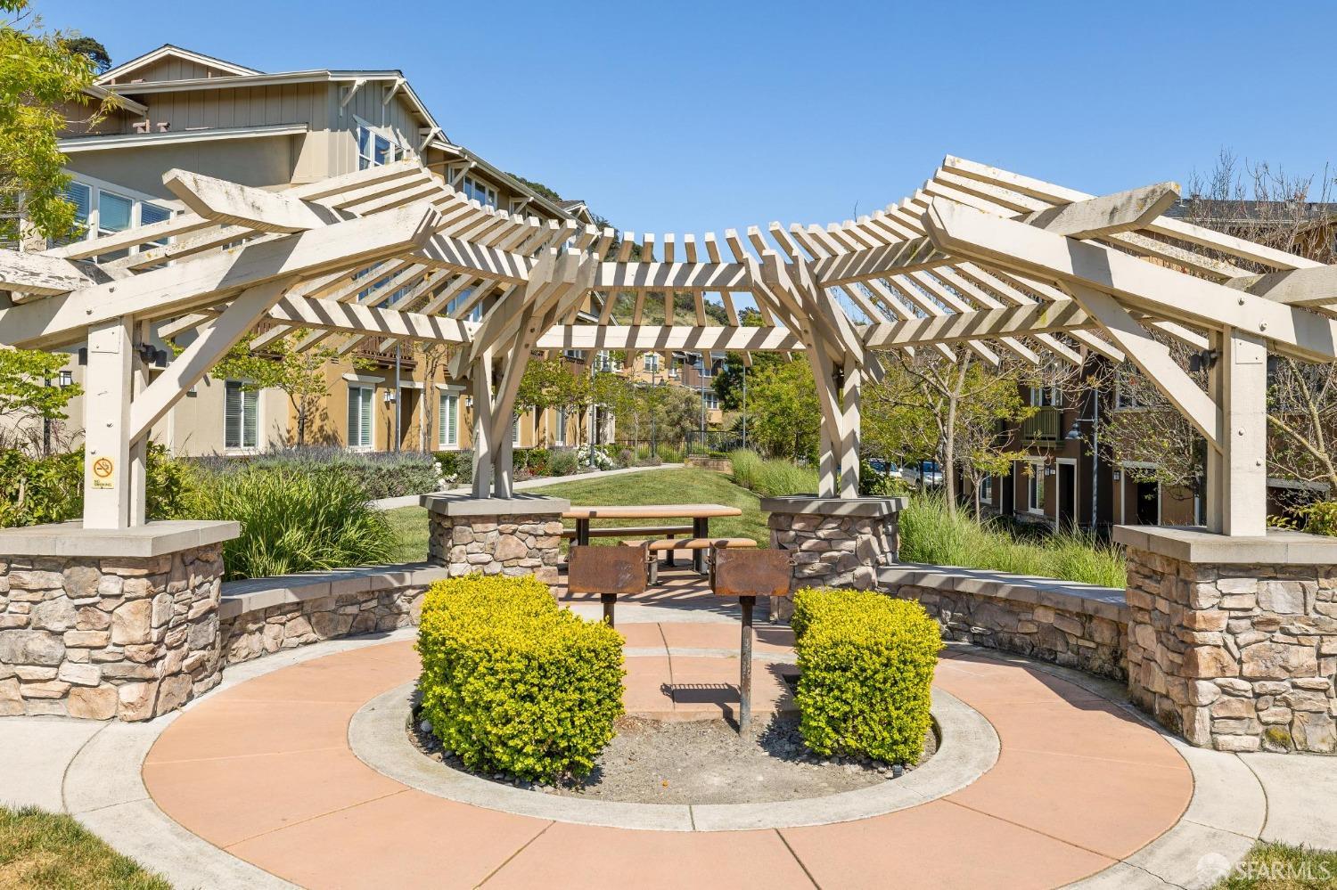 110 Emerald Cove Terrace