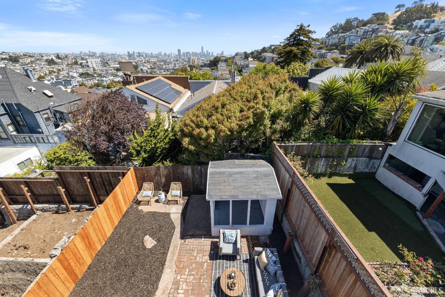 225 Kingston Street