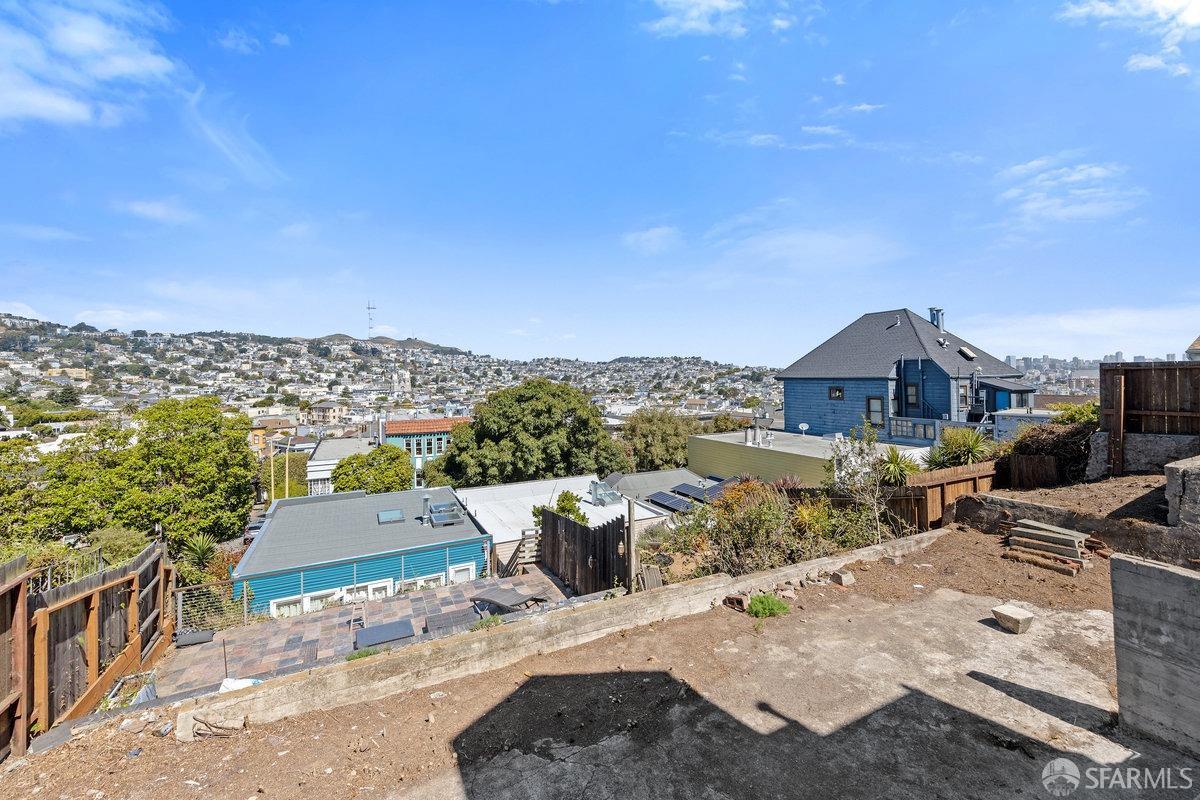 200 Kingston Street