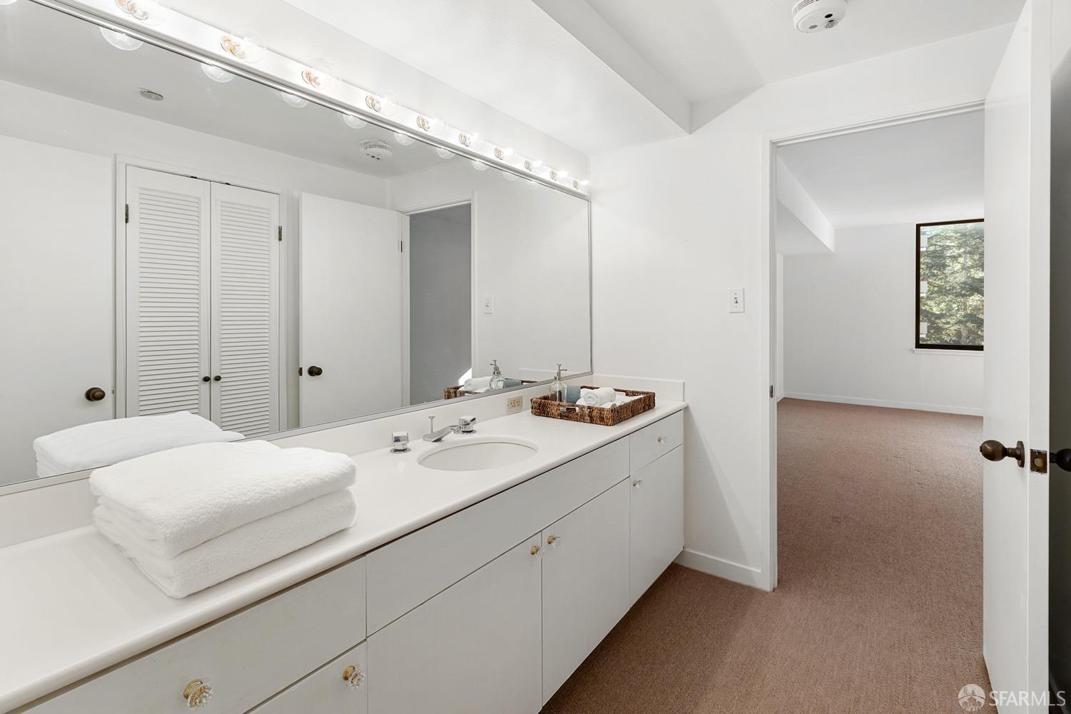 101 Lombard Street # 714W