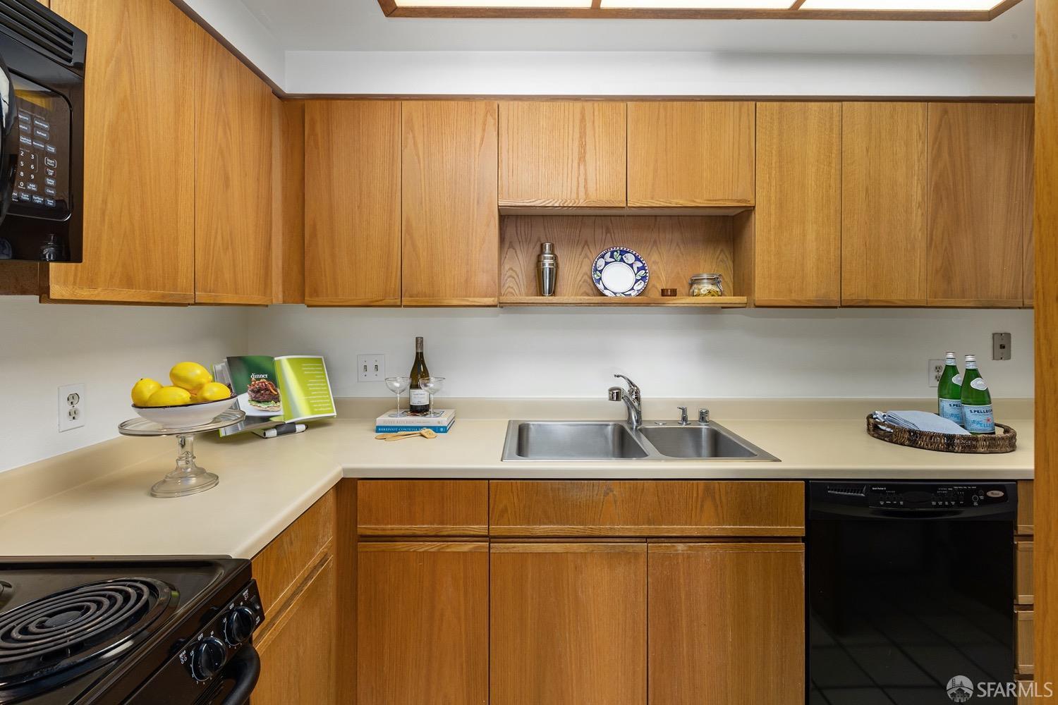 101 Lombard Street # 714W